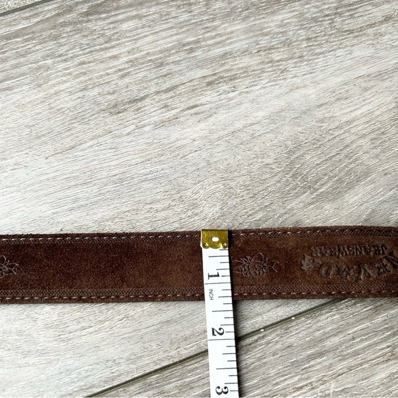 Vintage Nevada Jeanswear Floral Embossed Suede Leather Belt - Picture 12 of 12